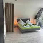 Haus Seefalke - 250 M Zum Κουξχάφεν
