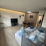 Haus Seefalke - 250 M Zum *
