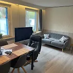 Haus Seefalke - 250 M Zum