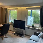 Haus Seefalke - 250 M Zum Apartment