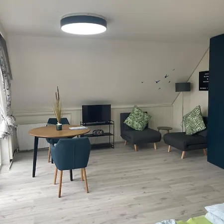 Apartmán Haus Seefalke - 250 M Zum *