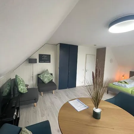 Haus Seefalke - 250 M Zum Apartmán