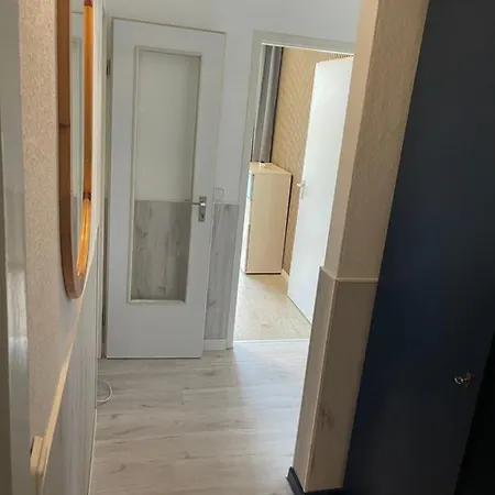 Haus Seefalke - 250 M Zum Apartmán