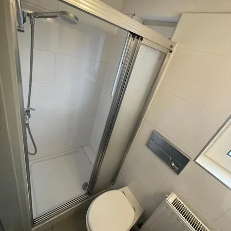 Apartmán Haus Seefalke - 250 M Zum *