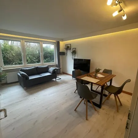 Haus Seefalke - 250 M Zum * Cuxhaven