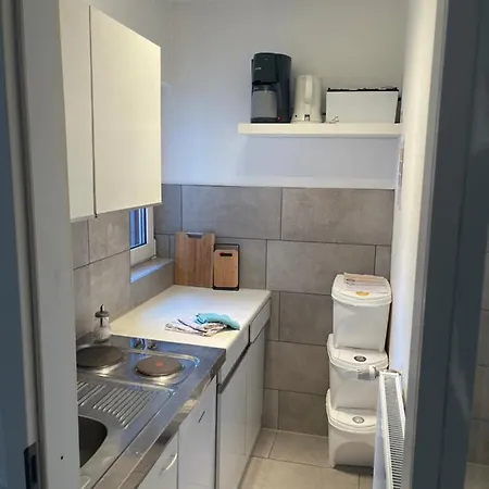 Haus Seefalke - 250 M Zum Apartmán