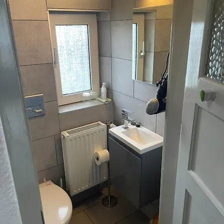 Apartmán Haus Seefalke - 250 M Zum *