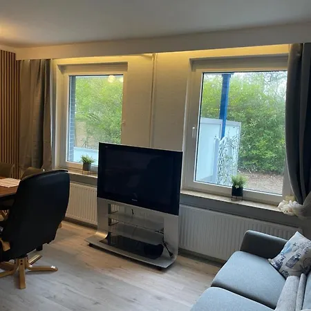 Haus Seefalke - 250 M Zum Apartmán