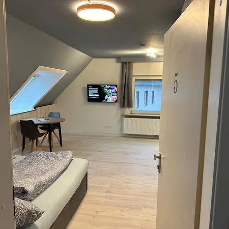 Haus Seefalke - 250 M Zum Apartmán