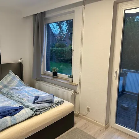 Haus Seefalke - 250 M Zum Apartmán