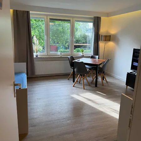 Haus Seefalke - 250 M Zum Cuxhaven