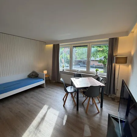 Haus Seefalke - 250 M Zum Apartmán Cuxhaven