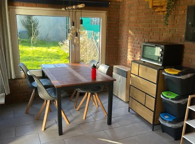 Haus Seefalke - 250 M Zum * Cuxhaven