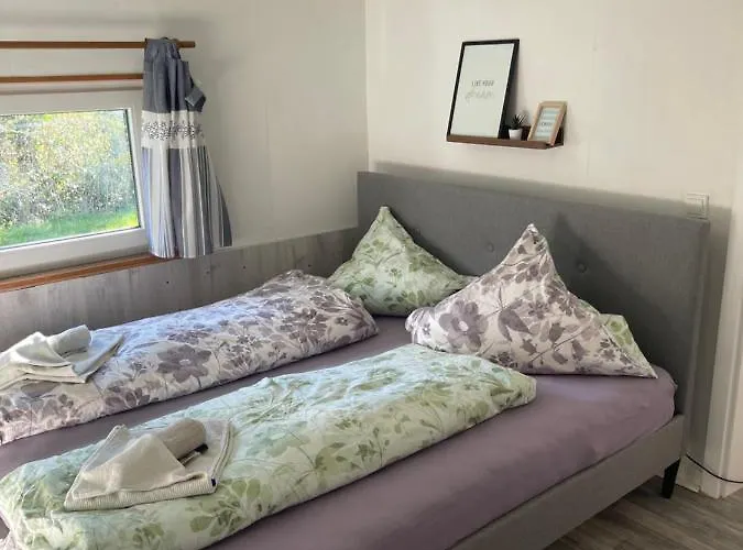 Haus Seefalke - 250 M Zum Apartamento Cuxhaven