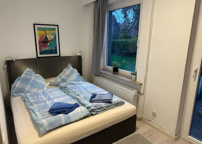Haus Seefalke - 250 M Zum *