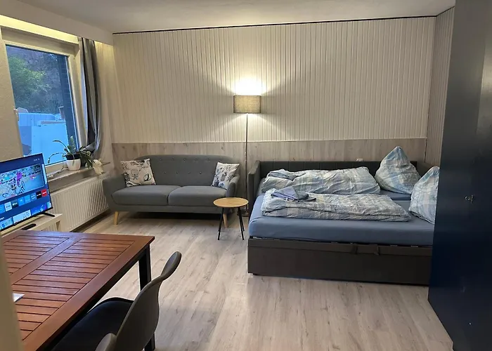 Haus Seefalke - 250 M Zum Cuxhaven